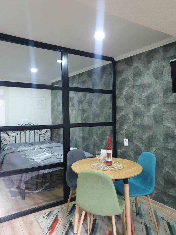 Gala Apartment Tbilisi Esterno foto