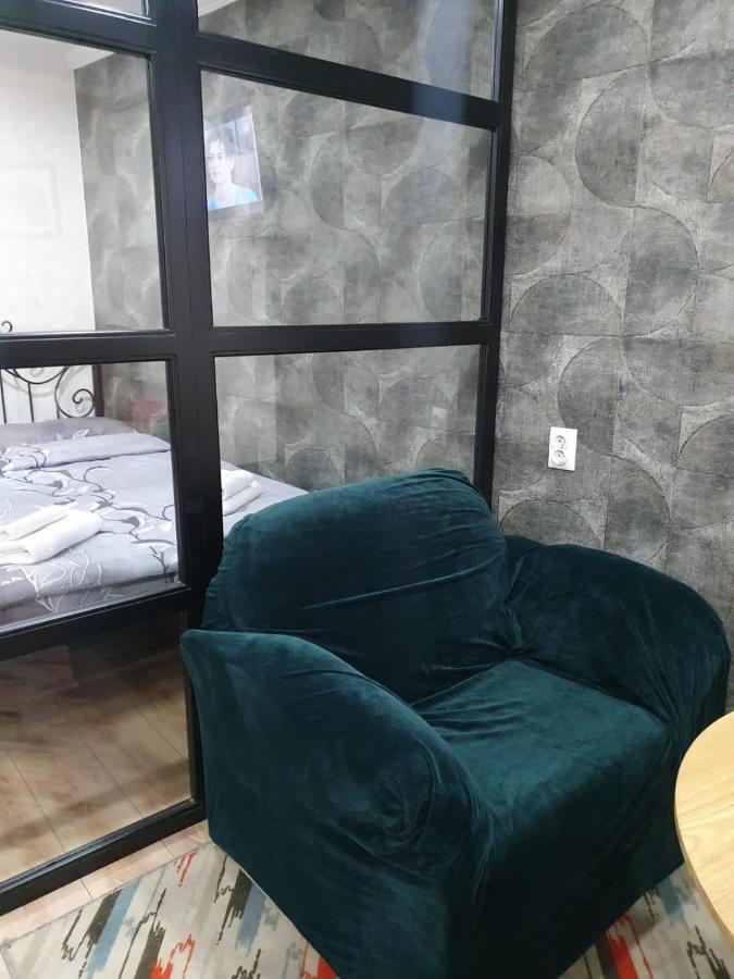 Gala Apartment Tbilisi Esterno foto